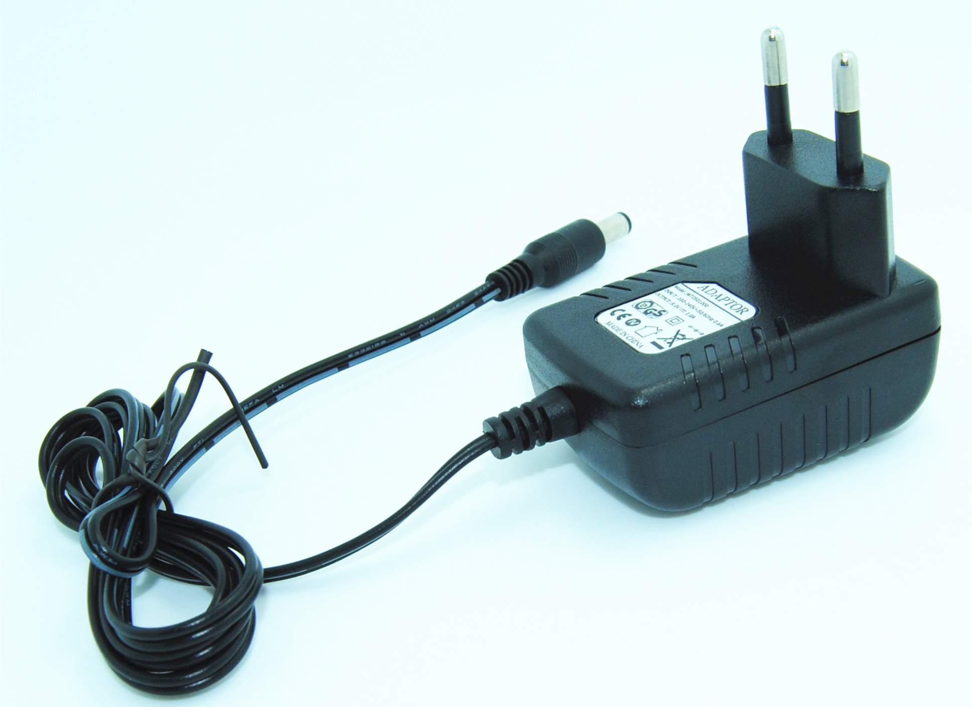 Uni Eropa Plug Horizontal MP3 Switching Power Supply Adapter, 5V 1A 5W output