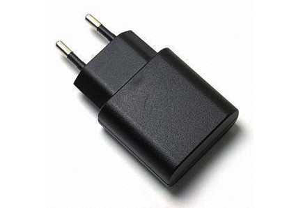Dua pin 5V 1A Portabel Auto Travel Universal USB Power Adapter (AS, Inggris, Uni Eropa, AU)