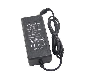 Stabil 48W Diatur Switching AC DC Power Adapter 12V DC 50Hz Dengan EMI Filter