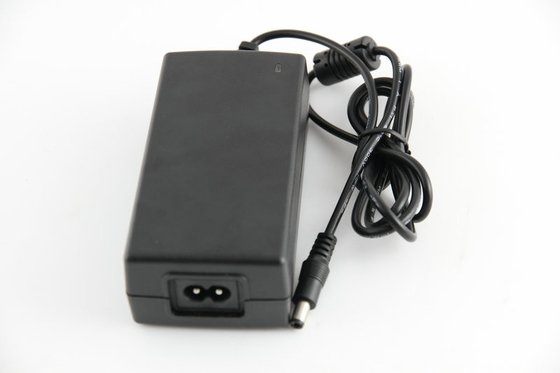 Stabil 48W Diatur Switching AC DC Power Adapter 12V DC 50Hz Dengan EMI Filter