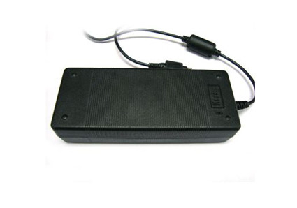 12V - 26V DC, 100 - 240V 5mA - 8A usb port Laptop AC Power Adapter