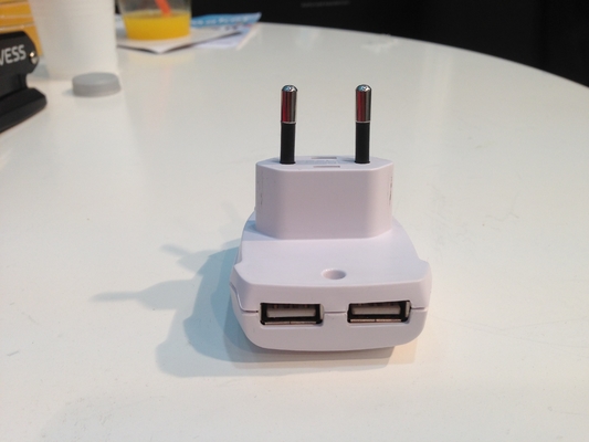 Putih 2.1A Ganda Usb Dinding Charger Ac Power Adapter Charger Eu Plug, 100 - 240V