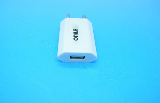 AC100-240V Universal USB Power Adapter 5V 1000mA CCC Plug, tinggi Efisiensi