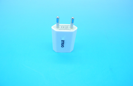 AC100-240V Universal USB Power Adapter 5V 1000mA CCC Plug, tinggi Efisiensi