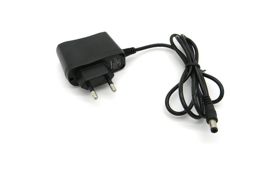Cina Pemasok Kualitas Tinggi 5V 1000mA Dinding Power Supplies DC Tip 5.5x2.1mm