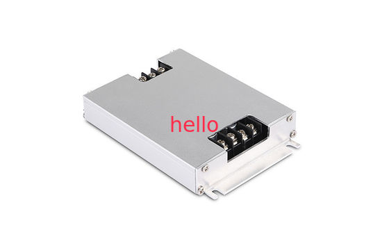 Efisiensi Tinggi Mobil LED 20A Power Supply 90W 4.5V untuk On-Board Layar