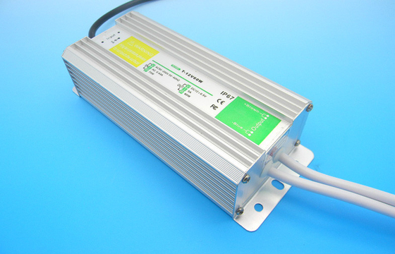 Kapasitor elektrolit aluminium 60w IP68 power supply tahan air Constant Current LED Driver