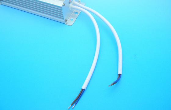 Kapasitor elektrolit aluminium 60w IP68 power supply tahan air Constant Current LED Driver