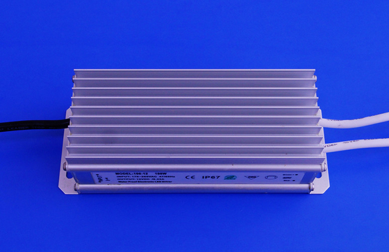 Aluminium Ip67 Led Street Light Power Supply 100 Watt Efisiensi Tinggi