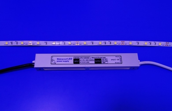 Catu daya lampu jalan LED