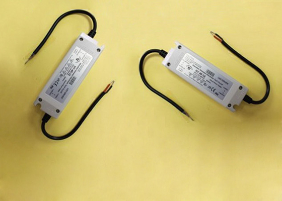 IP64 Tinggi Efisiensi LED Lighting Power Supply, driver LED super tipis dengan masukan AC