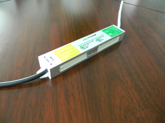 DC12V 3A LED Waterproof driver IP67 36W LVD Bersertifikat Untuk LED Light
