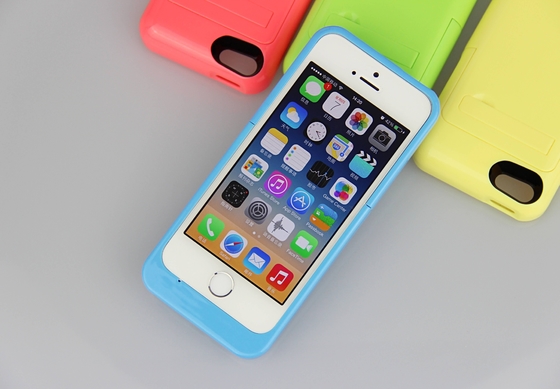 Multi warna Tipis iPhone Battery Case 2200mAh Battery Power Pack untuk iPhone 5