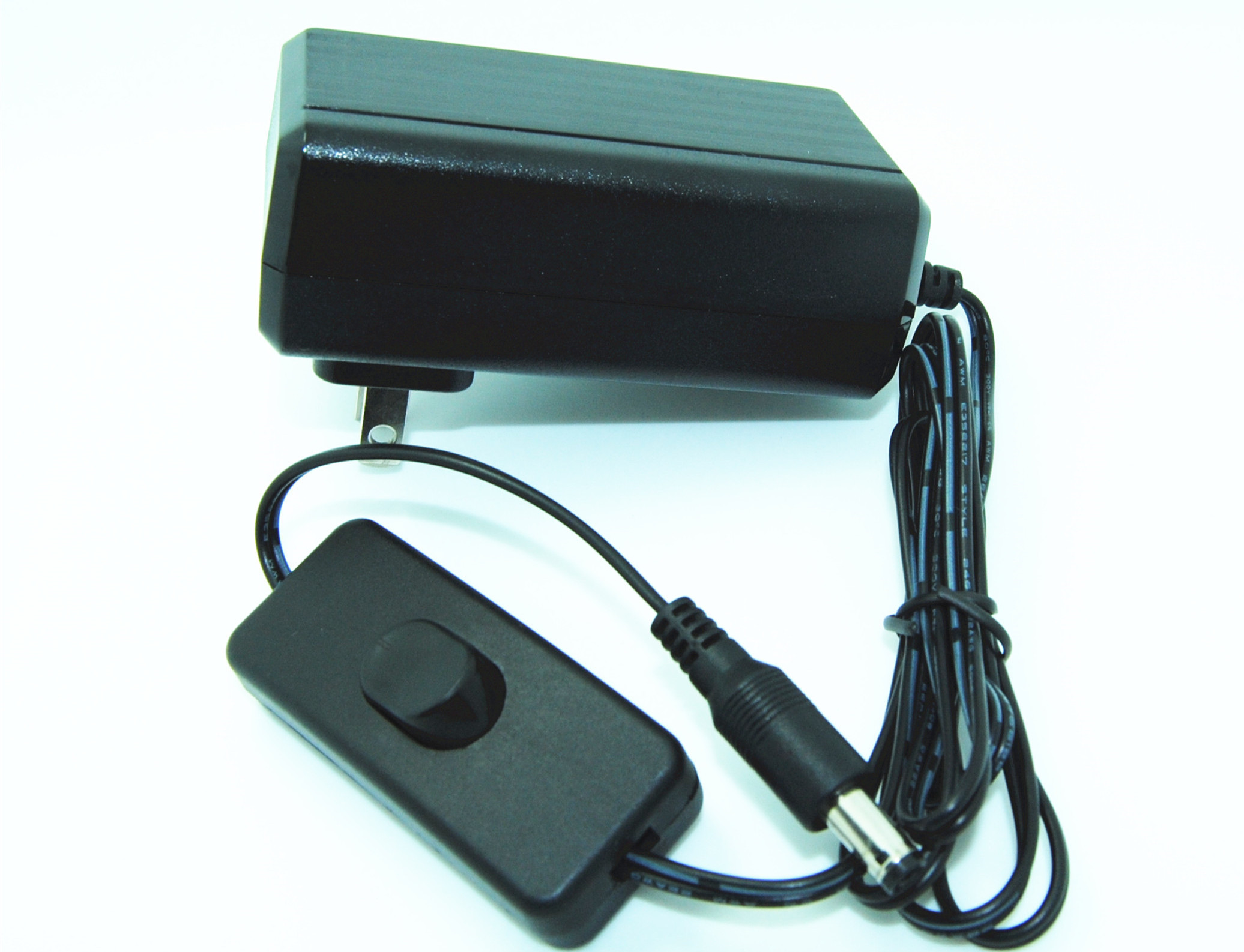 Amerika 2 pin DC Switching Power Supply Adapter untuk CCTV Kamera / Tablet PC