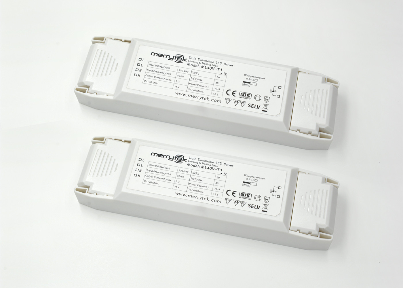 Traic Tegangan Konstan Dimmable Led driver 40W 24Vdc dengan RC Dimming untuk LED Strip